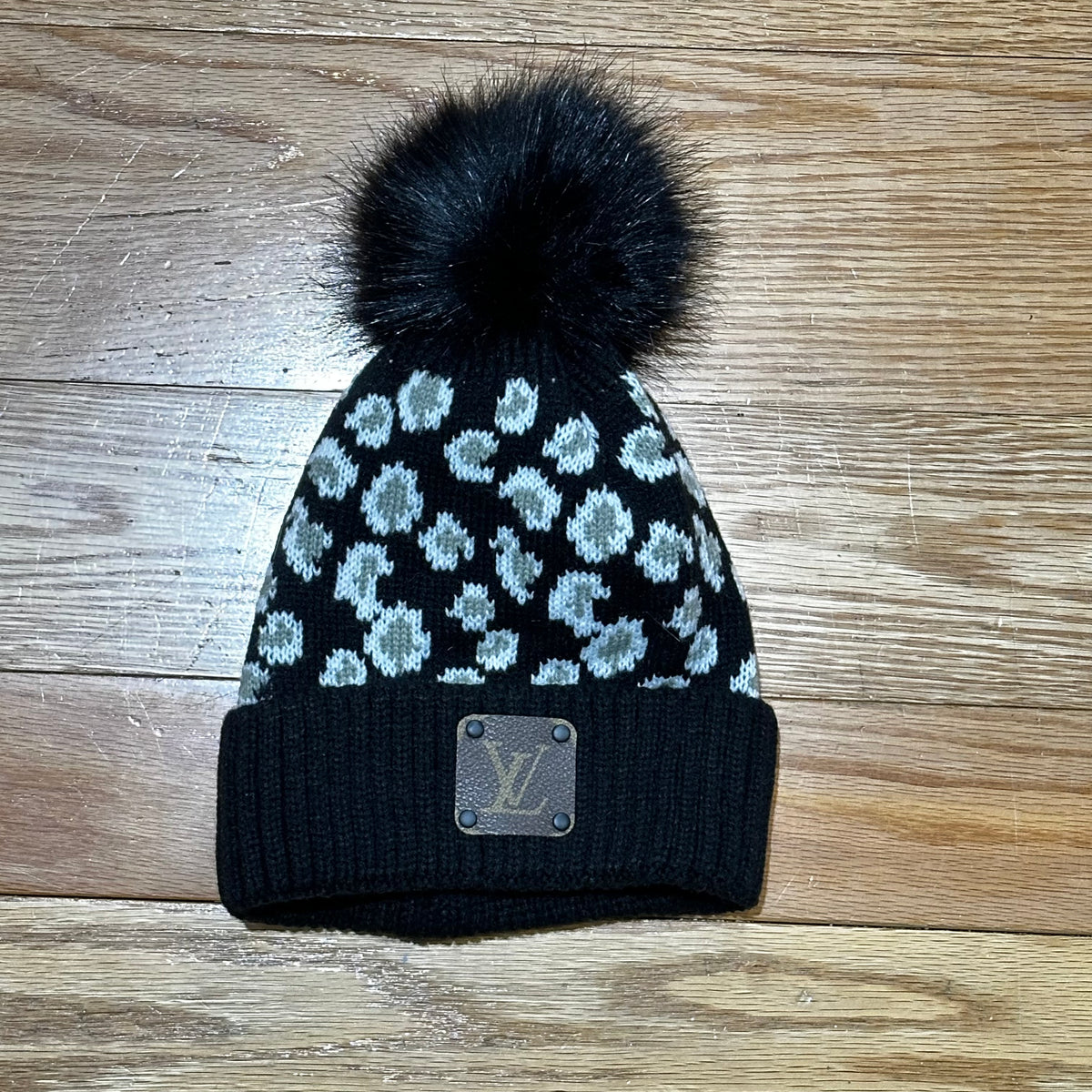 Leopard Knit Hat with Pom – petite salon & shops