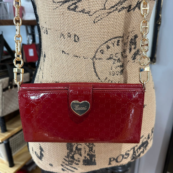 The Junco Wallet on Chain - Vintage GG in Red Patent Leather