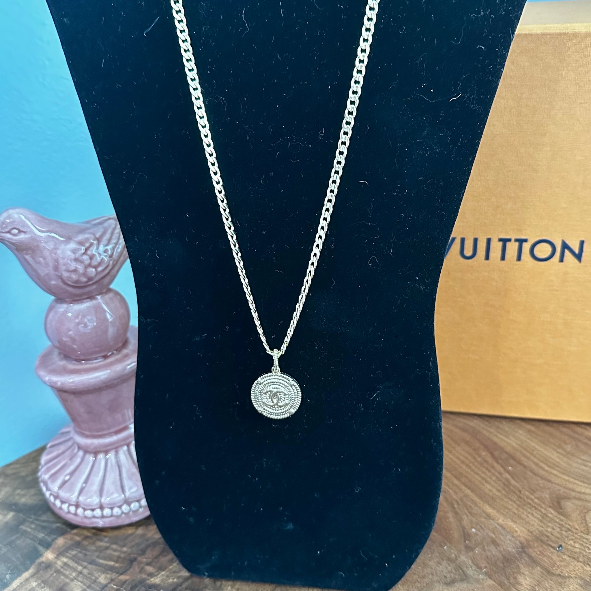 Louis Vuitton Gold Coin Charm Necklace Chain: 23 - Depop