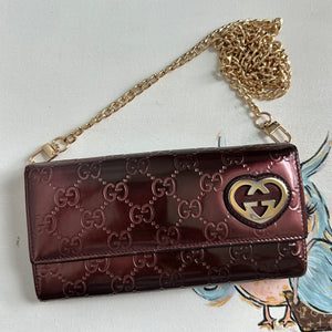 The Junco Wallet on Chain - Vintage Lovely Heart GG in Bordeaux