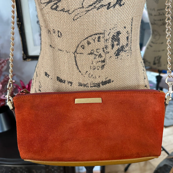 The Junco Crossbody - Vintage Suede GG in Rust Orange