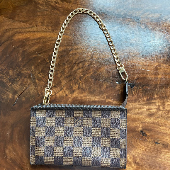 The Junco Wristlet - Vintage Damier Ebene in Chocolate