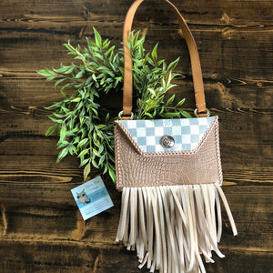 The Fancy Fringed Wren - Cream Vintage Shoulder Bag