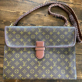 The Grebe Document Holder in Monogram