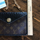 The Wren - Black Vintage Wristlet/Crossbody/Clutch Bag