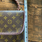 The Grebe Document Holder in Monogram