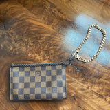 The Junco Wristlet - Vintage Damier Ebene in Chocolate