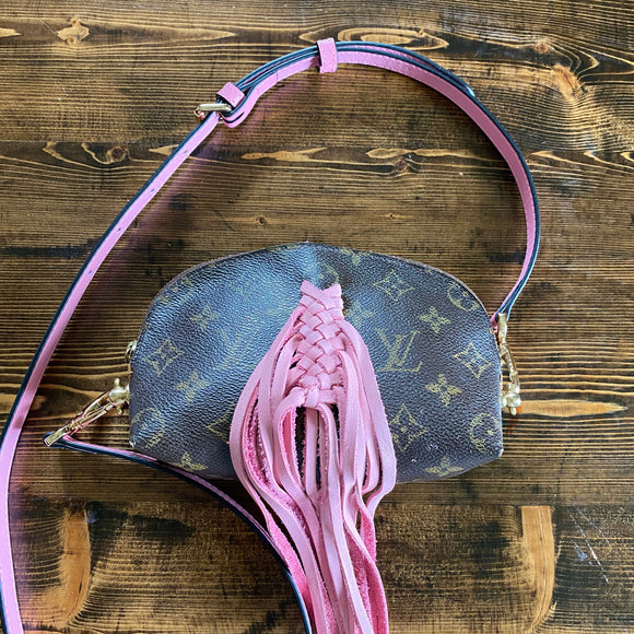 The Junco - Vintage Monogram in Pink Crossbody Bag