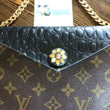 The Wren - Black Vintage Wristlet/Crossbody/Clutch Bag