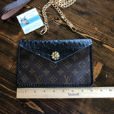 The Wren - Black Vintage Wristlet/Crossbody/Clutch Bag