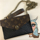 The Wren - Black Vintage Wristlet/Crossbody/Clutch Bag