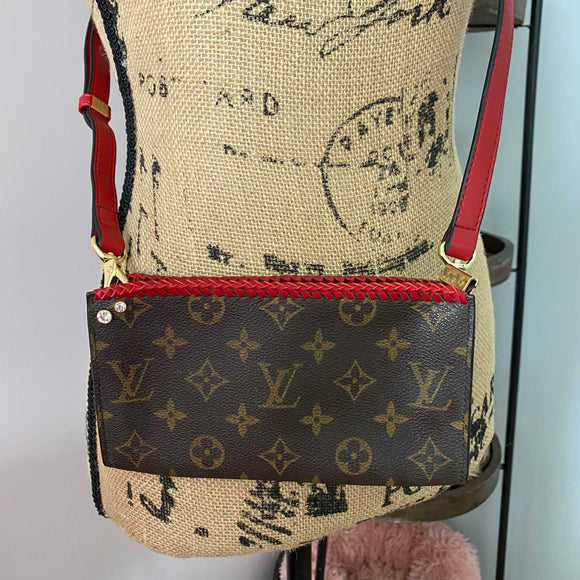 The Junco Crossbody - Vintage Monogram in Red