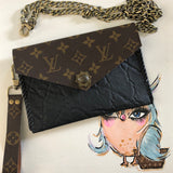 The Wren - Black Vintage Wristlet/Crossbody/Clutch Bag