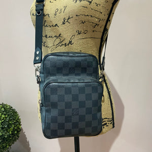 The Parrot - Vintage Damier in Graphite