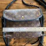 The Swan Messenger - Vintage Monogram in Black Crossbody