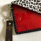 The SHORT Wren - Red/Leopard Vintage Wristlet Bag